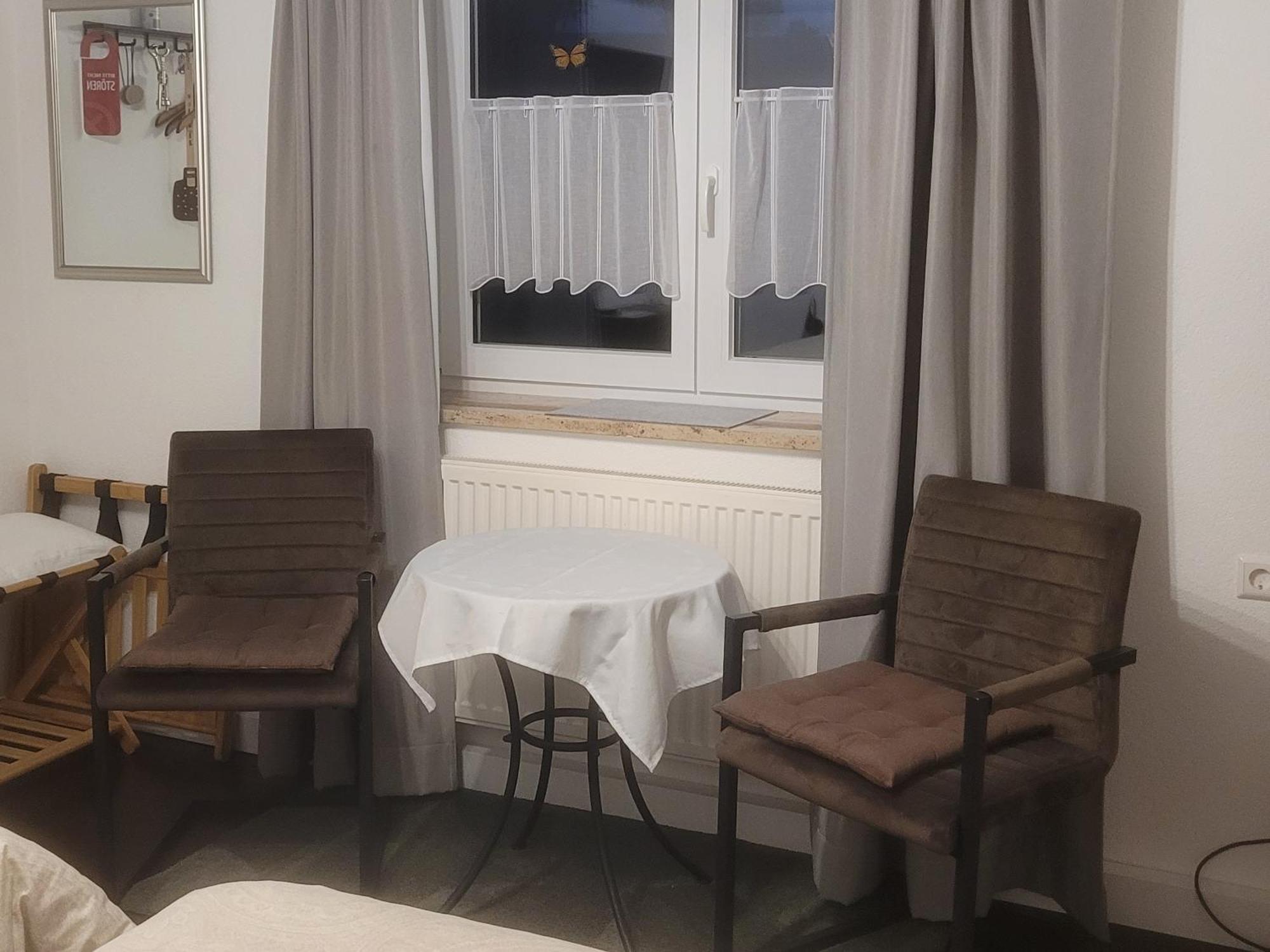 I24Rooms - Gaestezimmer Mit Eigenem Garten Legau 외부 사진